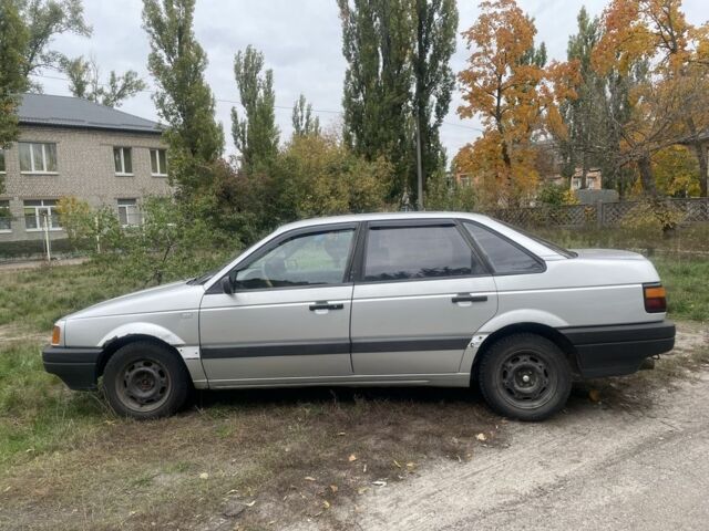 Серый Фольксваген Пассат, объемом двигателя 1.8 л и пробегом 485 тыс. км за 1700 $, фото 1 на Automoto.ua