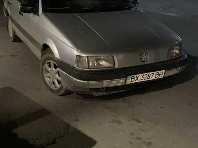 Серый Фольксваген Пассат, объемом двигателя 1.8 л и пробегом 4 тыс. км за 1100 $, фото 1 на Automoto.ua