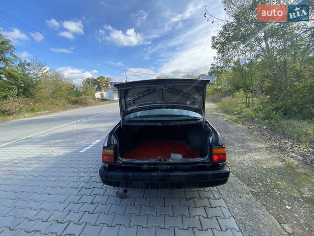 Серый Фольксваген Пассат, объемом двигателя 1.8 л и пробегом 341 тыс. км за 1400 $, фото 1 на Automoto.ua