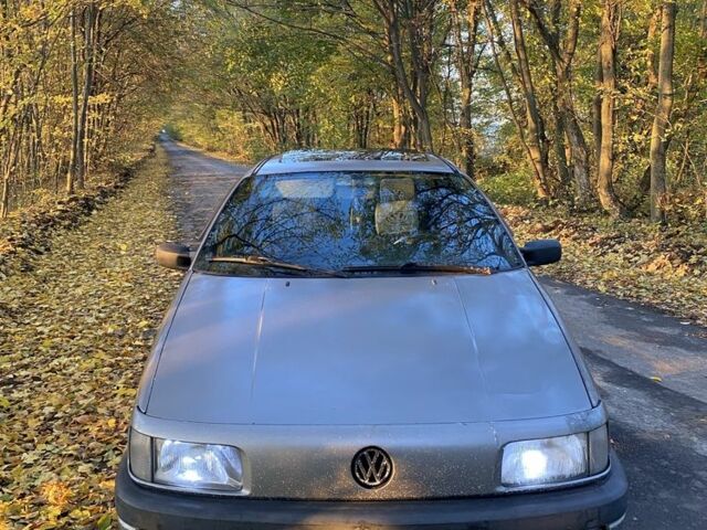 Серый Фольксваген Пассат, объемом двигателя 1.8 л и пробегом 320 тыс. км за 899 $, фото 1 на Automoto.ua