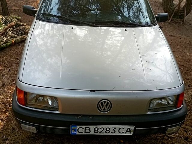 Серый Фольксваген Пассат, объемом двигателя 1.8 л и пробегом 200 тыс. км за 2500 $, фото 1 на Automoto.ua