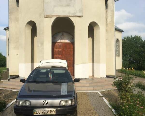 Серый Фольксваген Пассат, объемом двигателя 2 л и пробегом 309 тыс. км за 2800 $, фото 1 на Automoto.ua