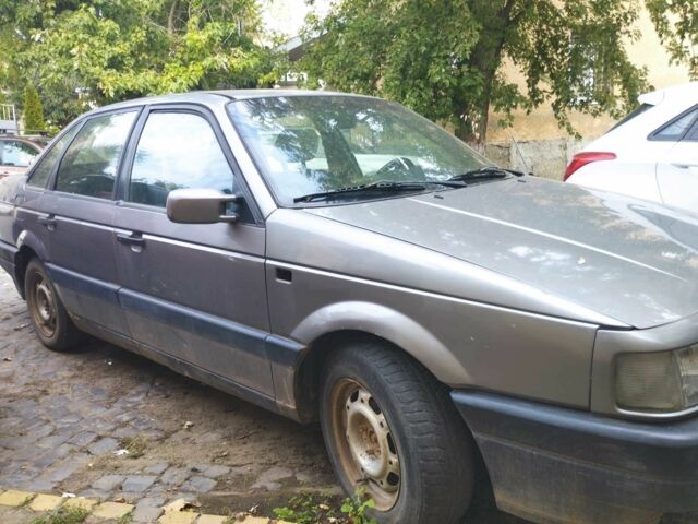 Серый Фольксваген Пассат, объемом двигателя 0 л и пробегом 400 тыс. км за 800 $, фото 1 на Automoto.ua