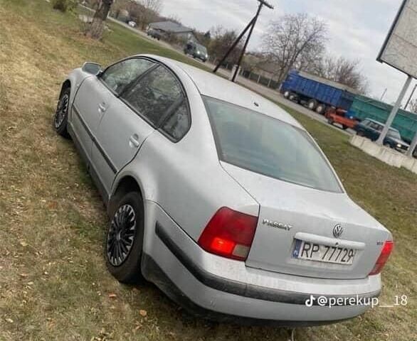 Серый Фольксваген Пассат, объемом двигателя 0 л и пробегом 150 тыс. км за 1788 $, фото 1 на Automoto.ua