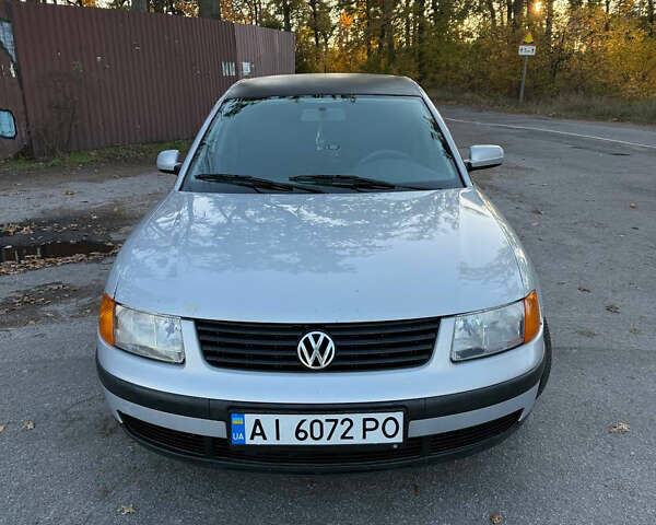 Серый Фольксваген Пассат, объемом двигателя 1.78 л и пробегом 481 тыс. км за 2900 $, фото 1 на Automoto.ua