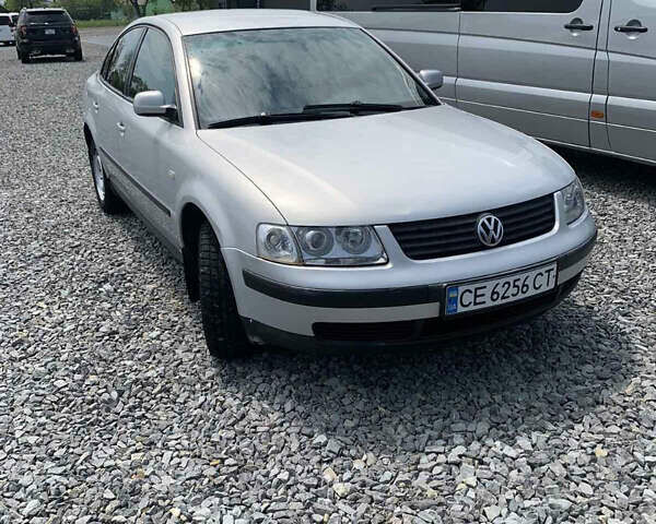 Серый Фольксваген Пассат, объемом двигателя 1.6 л и пробегом 400 тыс. км за 3600 $, фото 1 на Automoto.ua