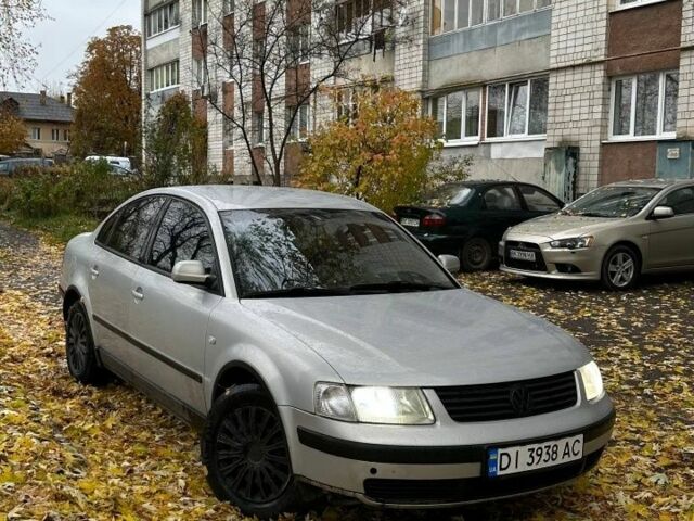 Сірий Фольксваген Пассат, об'ємом двигуна 1.6 л та пробігом 364 тис. км за 2900 $, фото 1 на Automoto.ua