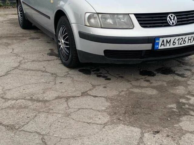 Сірий Фольксваген Пассат, об'ємом двигуна 1.8 л та пробігом 370 тис. км за 3500 $, фото 1 на Automoto.ua