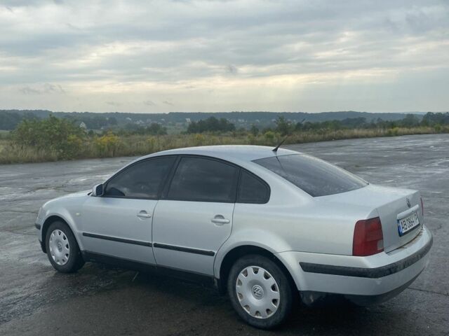 Серый Фольксваген Пассат, объемом двигателя 1.6 л и пробегом 111 тыс. км за 2200 $, фото 1 на Automoto.ua