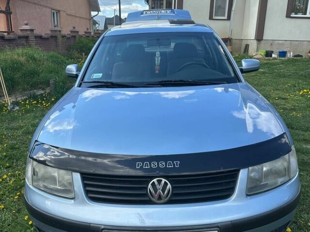 Серый Фольксваген Пассат, объемом двигателя 1.6 л и пробегом 352 тыс. км за 3200 $, фото 1 на Automoto.ua