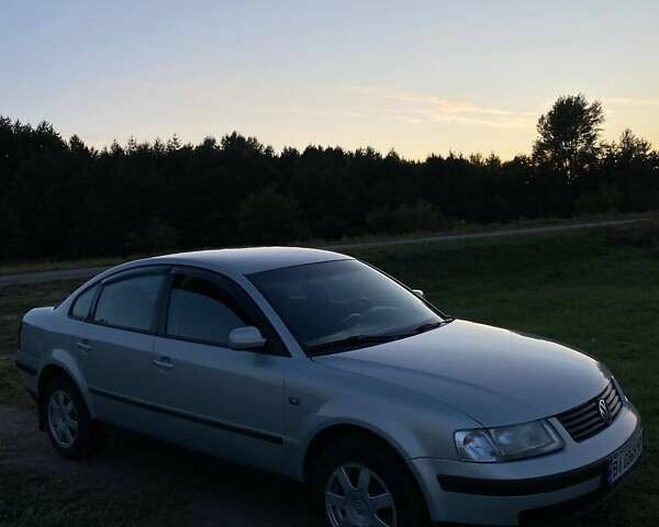 Серый Фольксваген Пассат, объемом двигателя 1.9 л и пробегом 402 тыс. км за 4500 $, фото 1 на Automoto.ua