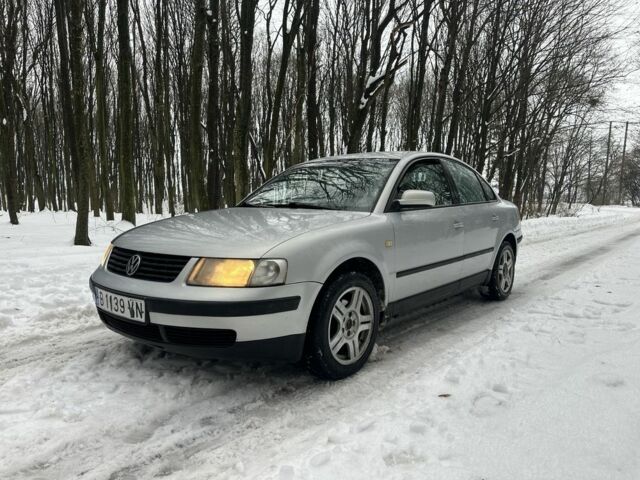 Серый Фольксваген Пассат, объемом двигателя 0 л и пробегом 220 тыс. км за 1700 $, фото 1 на Automoto.ua