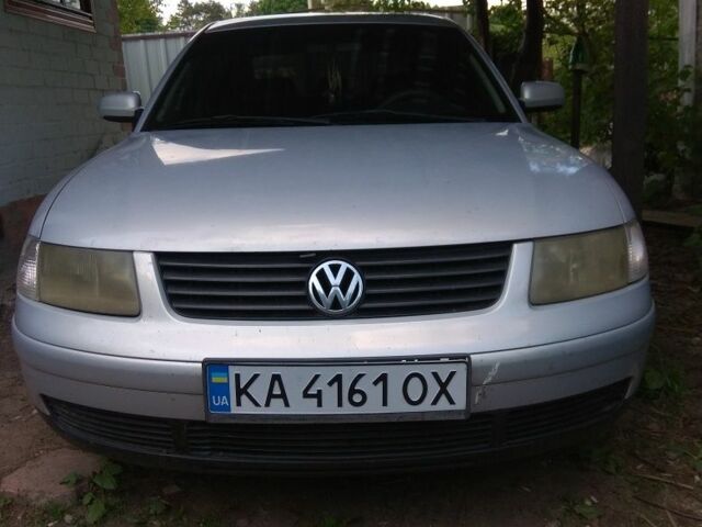 Сірий Фольксваген Пассат, об'ємом двигуна 1.8 л та пробігом 333 тис. км за 4200 $, фото 1 на Automoto.ua