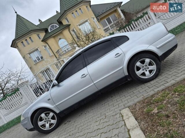 Серый Фольксваген Пассат, объемом двигателя 1.9 л и пробегом 312 тыс. км за 2600 $, фото 1 на Automoto.ua