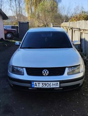 Сірий Фольксваген Пассат, об'ємом двигуна 1.62 л та пробігом 245 тис. км за 3000 $, фото 1 на Automoto.ua