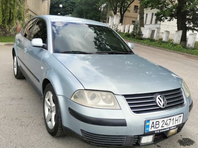 Серый Фольксваген Пассат, объемом двигателя 1.8 л и пробегом 281 тыс. км за 3500 $, фото 1 на Automoto.ua