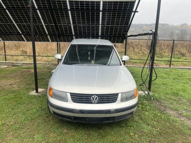 Сірий Фольксваген Пассат, об'ємом двигуна 1.9 л та пробігом 300 тис. км за 1300 $, фото 1 на Automoto.ua