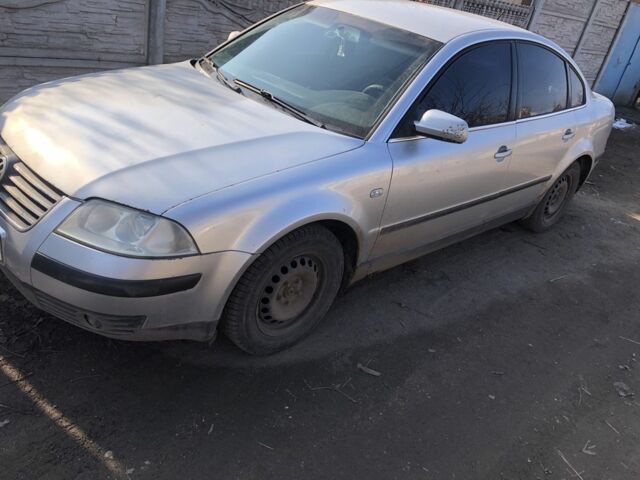 Серый Фольксваген Пассат, объемом двигателя 2 л и пробегом 370 тыс. км за 3750 $, фото 1 на Automoto.ua