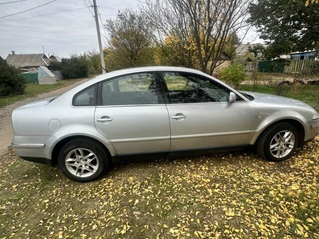 Серый Фольксваген Пассат, объемом двигателя 1.9 л и пробегом 302 тыс. км за 2882 $, фото 1 на Automoto.ua