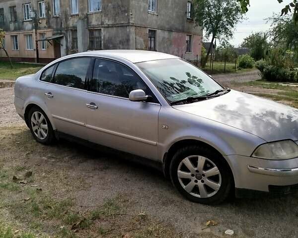 Серый Фольксваген Пассат, объемом двигателя 1.98 л и пробегом 348 тыс. км за 4800 $, фото 1 на Automoto.ua