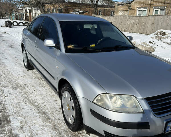 Серый Фольксваген Пассат, объемом двигателя 1.6 л и пробегом 219 тыс. км за 4650 $, фото 1 на Automoto.ua