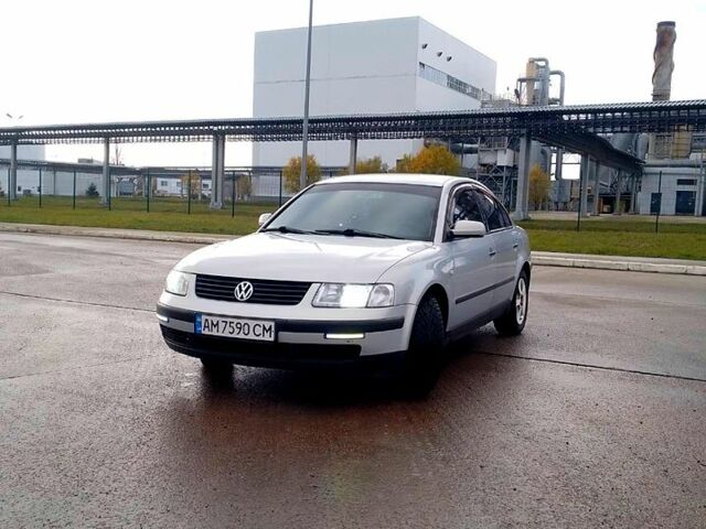 Серый Фольксваген Пассат, объемом двигателя 1.9 л и пробегом 370 тыс. км за 3650 $, фото 1 на Automoto.ua