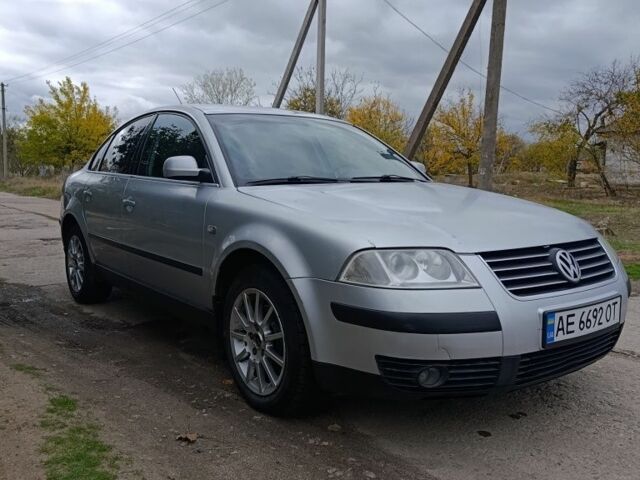 Серый Фольксваген Пассат, объемом двигателя 2 л и пробегом 400 тыс. км за 3700 $, фото 1 на Automoto.ua