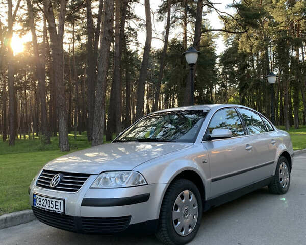 Серый Фольксваген Пассат, объемом двигателя 1.6 л и пробегом 233 тыс. км за 5399 $, фото 1 на Automoto.ua