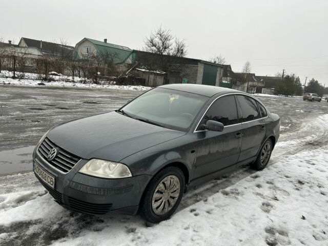 Серый Фольксваген Пассат, объемом двигателя 1.9 л и пробегом 382 тыс. км за 2999 $, фото 1 на Automoto.ua