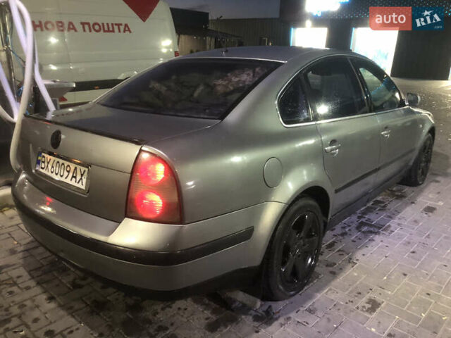 Серый Фольксваген Пассат, объемом двигателя 1.8 л и пробегом 410 тыс. км за 3000 $, фото 1 на Automoto.ua