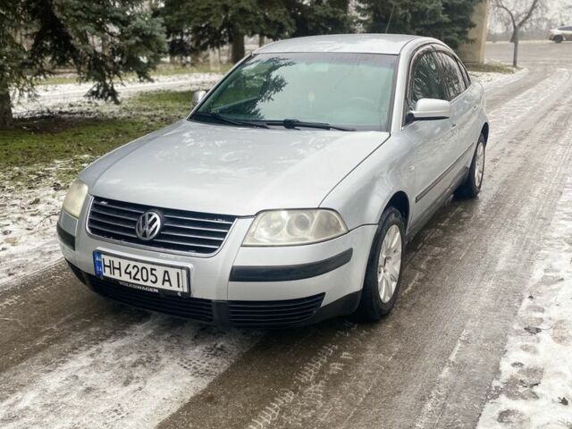 Серый Фольксваген Пассат, объемом двигателя 1.9 л и пробегом 225 тыс. км за 2950 $, фото 1 на Automoto.ua