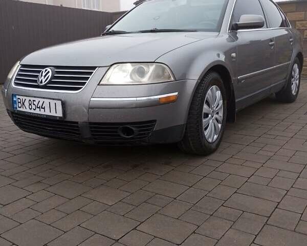 Серый Фольксваген Пассат, объемом двигателя 1.8 л и пробегом 470 тыс. км за 3600 $, фото 1 на Automoto.ua