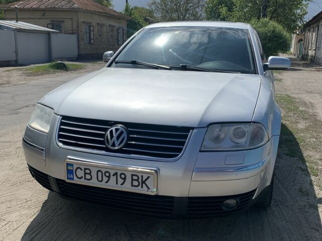 Серый Фольксваген Пассат, объемом двигателя 1.8 л и пробегом 292 тыс. км за 4300 $, фото 1 на Automoto.ua