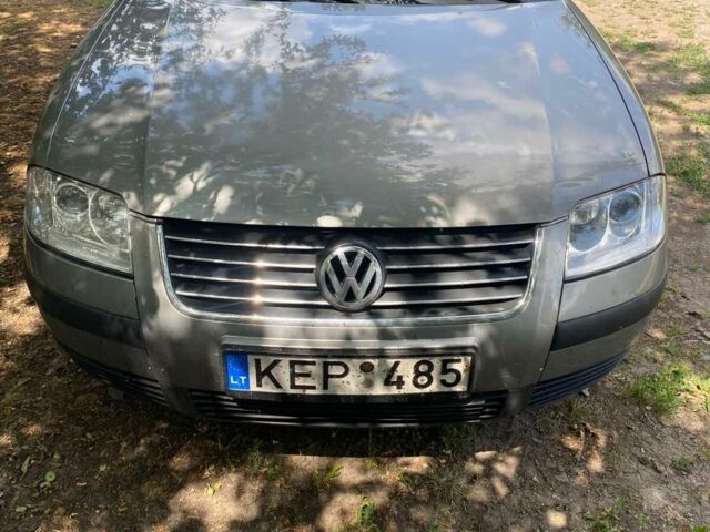 Сірий Фольксваген Пассат, об'ємом двигуна 2 л та пробігом 350 тис. км за 2500 $, фото 1 на Automoto.ua