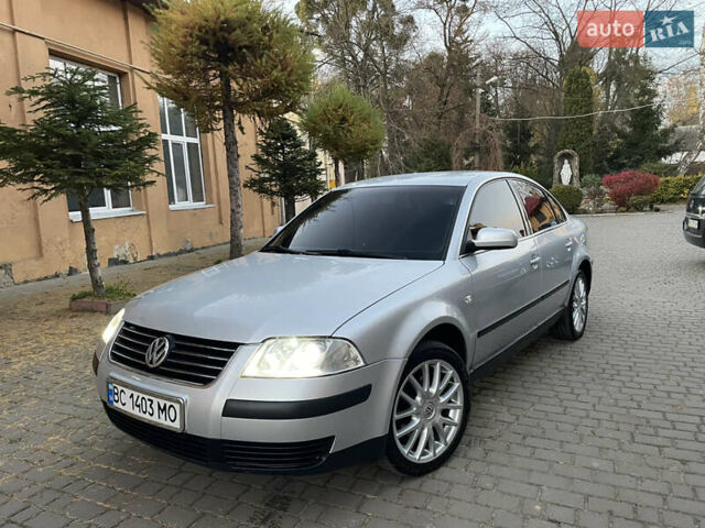 Серый Фольксваген Пассат, объемом двигателя 1.6 л и пробегом 200 тыс. км за 4300 $, фото 1 на Automoto.ua