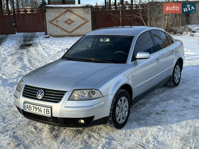 Серый Фольксваген Пассат, объемом двигателя 1.8 л и пробегом 295 тыс. км за 3950 $, фото 1 на Automoto.ua