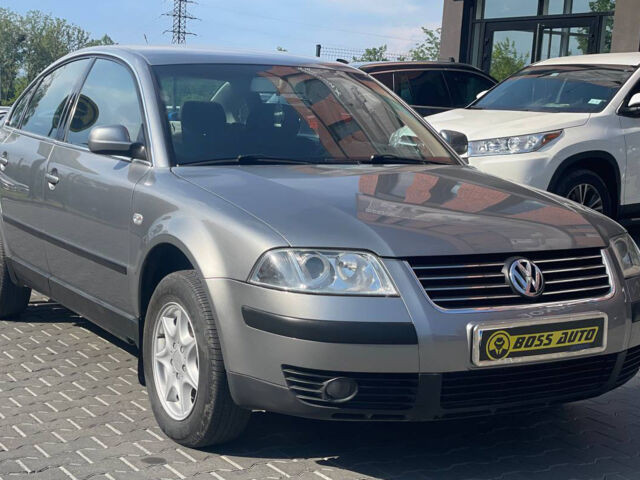 Серый Фольксваген Пассат, объемом двигателя 1.6 л и пробегом 209 тыс. км за 4600 $, фото 1 на Automoto.ua