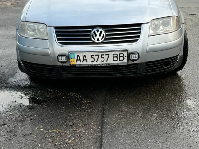 Серый Фольксваген Пассат, объемом двигателя 1.8 л и пробегом 378 тыс. км за 2300 $, фото 1 на Automoto.ua