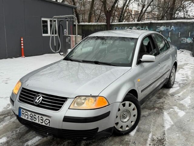 Серый Фольксваген Пассат, объемом двигателя 0 л и пробегом 300 тыс. км за 1999 $, фото 1 на Automoto.ua