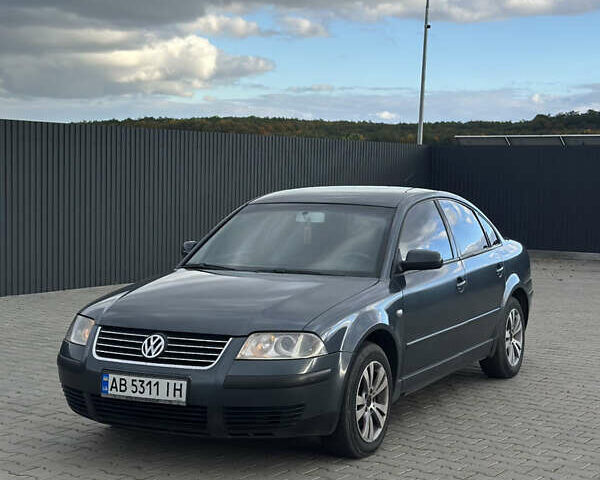 Серый Фольксваген Пассат, объемом двигателя 1.9 л и пробегом 332 тыс. км за 4350 $, фото 1 на Automoto.ua