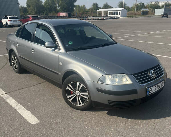 Сірий Фольксваген Пассат, об'ємом двигуна 1.6 л та пробігом 159 тис. км за 5200 $, фото 1 на Automoto.ua