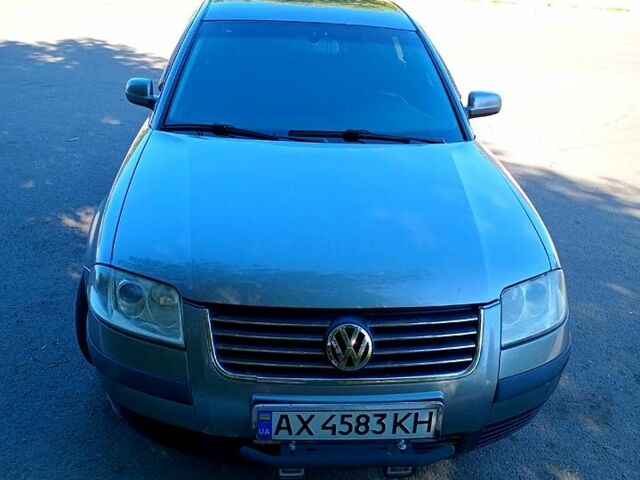 Серый Фольксваген Пассат, объемом двигателя 1.8 л и пробегом 190 тыс. км за 4200 $, фото 1 на Automoto.ua