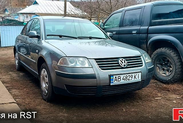 Сірий Фольксваген Пассат, об'ємом двигуна 1.6 л та пробігом 320 тис. км за 4200 $, фото 1 на Automoto.ua