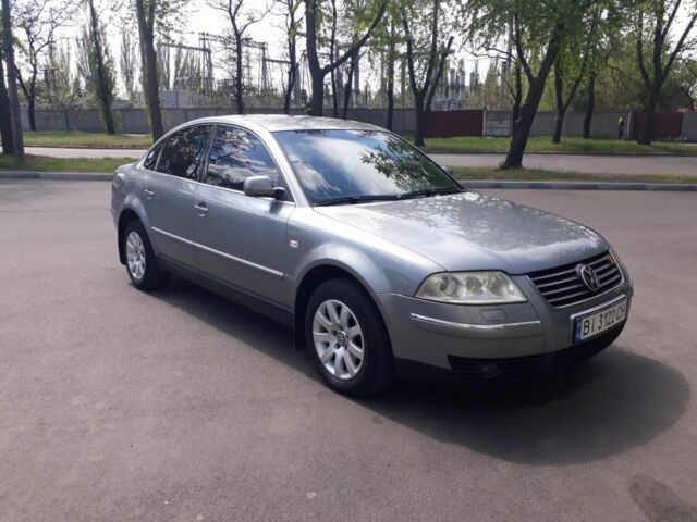 Сірий Фольксваген Пассат, об'ємом двигуна 1.8 л та пробігом 220 тис. км за 5500 $, фото 1 на Automoto.ua