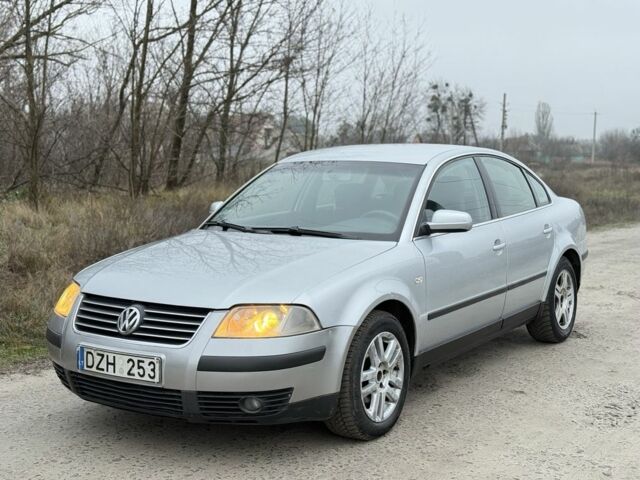 Сірий Фольксваген Пассат, об'ємом двигуна 1.9 л та пробігом 300 тис. км за 2100 $, фото 1 на Automoto.ua