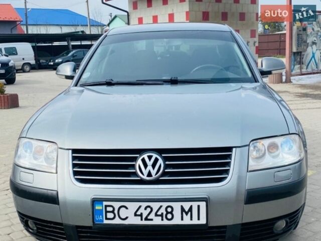 Серый Фольксваген Пассат, объемом двигателя 1.78 л и пробегом 330 тыс. км за 5000 $, фото 1 на Automoto.ua