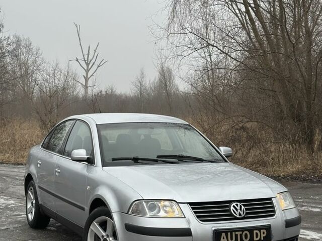 Серый Фольксваген Пассат, объемом двигателя 1.9 л и пробегом 270 тыс. км за 2899 $, фото 1 на Automoto.ua