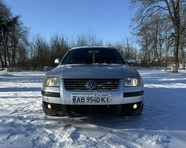 Серый Фольксваген Пассат, объемом двигателя 1.98 л и пробегом 335 тыс. км за 3700 $, фото 1 на Automoto.ua