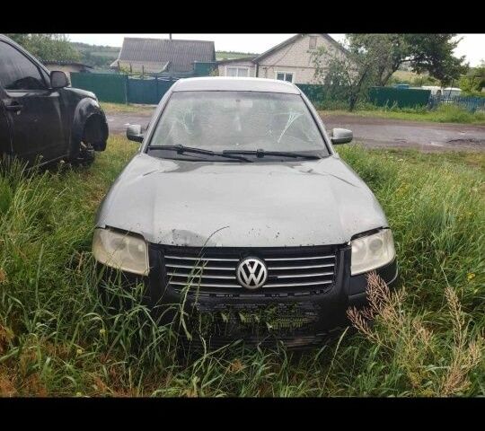 Серый Фольксваген Пассат, объемом двигателя 0 л и пробегом 400 тыс. км за 1100 $, фото 1 на Automoto.ua