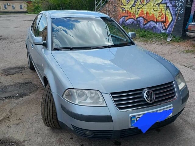 Сірий Фольксваген Пассат, об'ємом двигуна 0 л та пробігом 310 тис. км за 5100 $, фото 1 на Automoto.ua